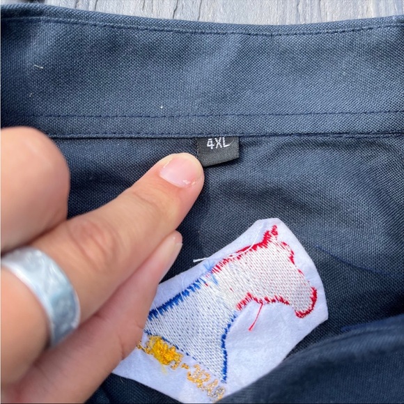 Horse button up shirt - Picture 3 of 4